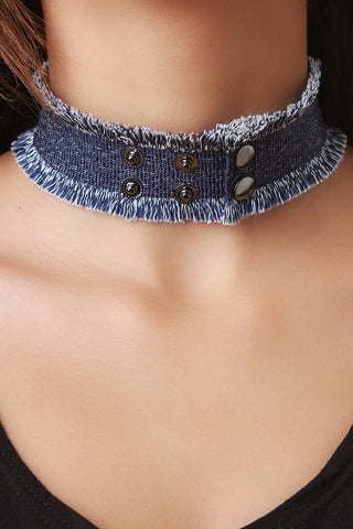 Frayed Hem Snap Choker