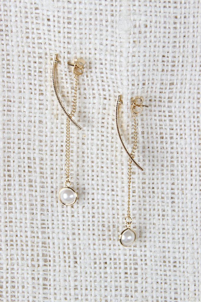 Curved Bar Faux Pearl Drop Earrings