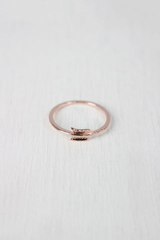 Dainty Arrow Ring