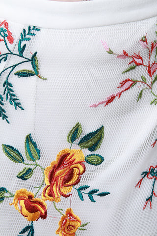 Embroidery Floral Netted Wrapped-Front Shorts